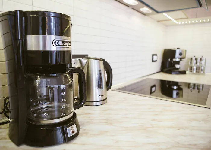 埃斯特雷亚别墅 * 拉多斯